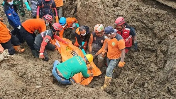 Puluhan Korban Longsor Banjarnegara Belum Ditemukan, Pencarian Masuki Hari Kedelapan